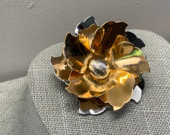 Three dimensional mixed metal poppy flower brooch pendant