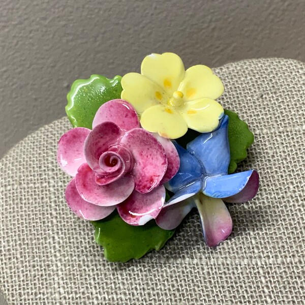 Cara China staffordshire made in England flower brooch slight chipping