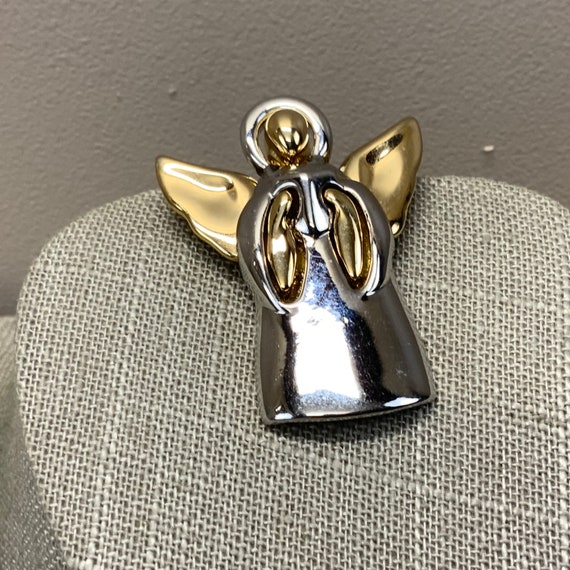 Liz Claiborne Mixed metal singing angel brooch - image 1