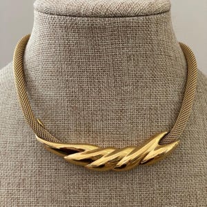 Monet Mesh Choker Necklace Gold Tone Statement Collar 80s Vintage