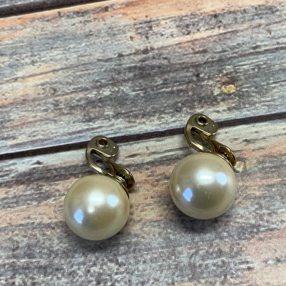 Monet white faux pearl single bead clip on earrin… - image 1