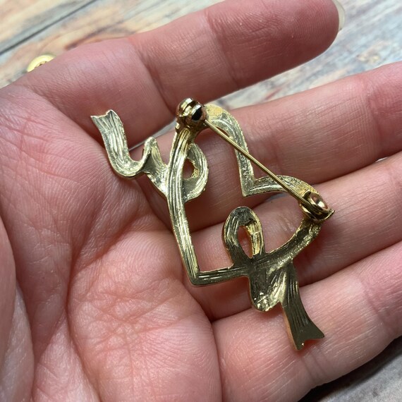 Set of two open heart ribbon scatter pins in gold… - image 2