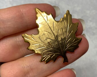 Maple Leaf Brooch Products For Sale