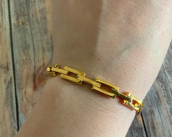 Vintage gold tone rectangle link tennis bracelet
