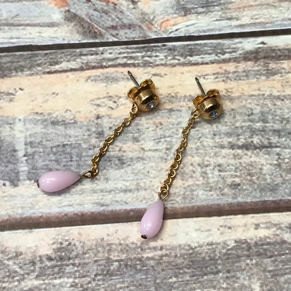 Delicate Avon pink dangle tear drop earrings - image 4