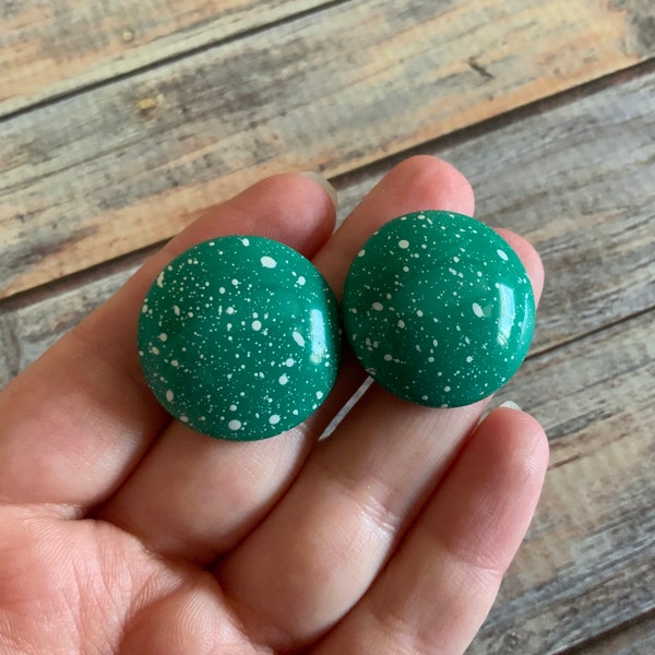 Green specked enamel pierced earrings