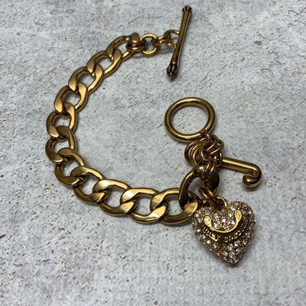 Juicy Couture Goldtone Crystal Heart Logo Chunky Chain Toggle Bracelet Y2K chunky gold chain puffy heart