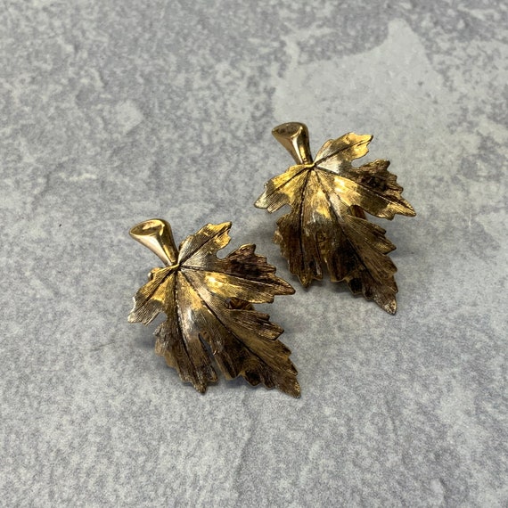 Antique gold maple leaf clip on earrings - image 1