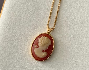 Trifari cameo pendant necklace vintage gold cameo necklace coral resin cameo 70s dainty necklace