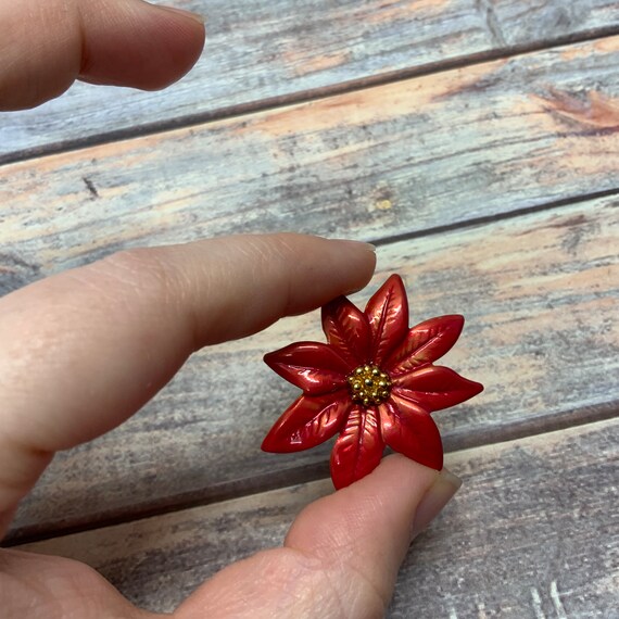 Vintage red and gold poinsettia tack pin brooch - image 2