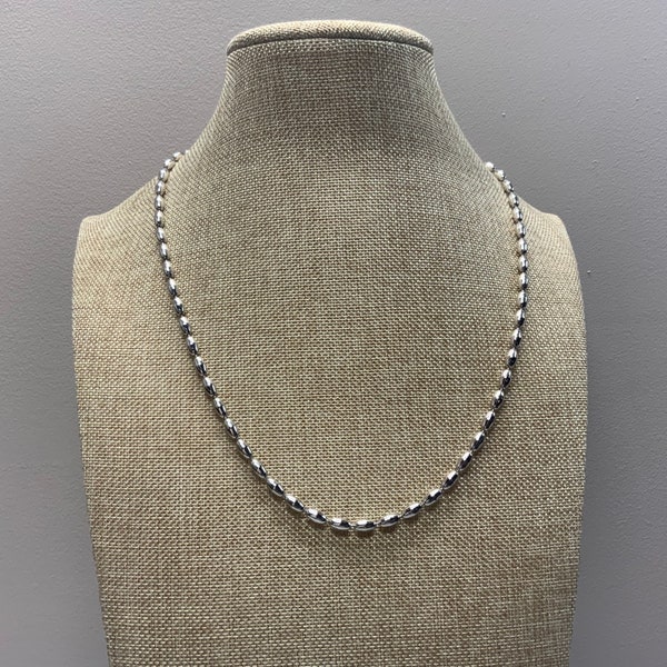 Signed Napier silver tone barrel bead chain necklace