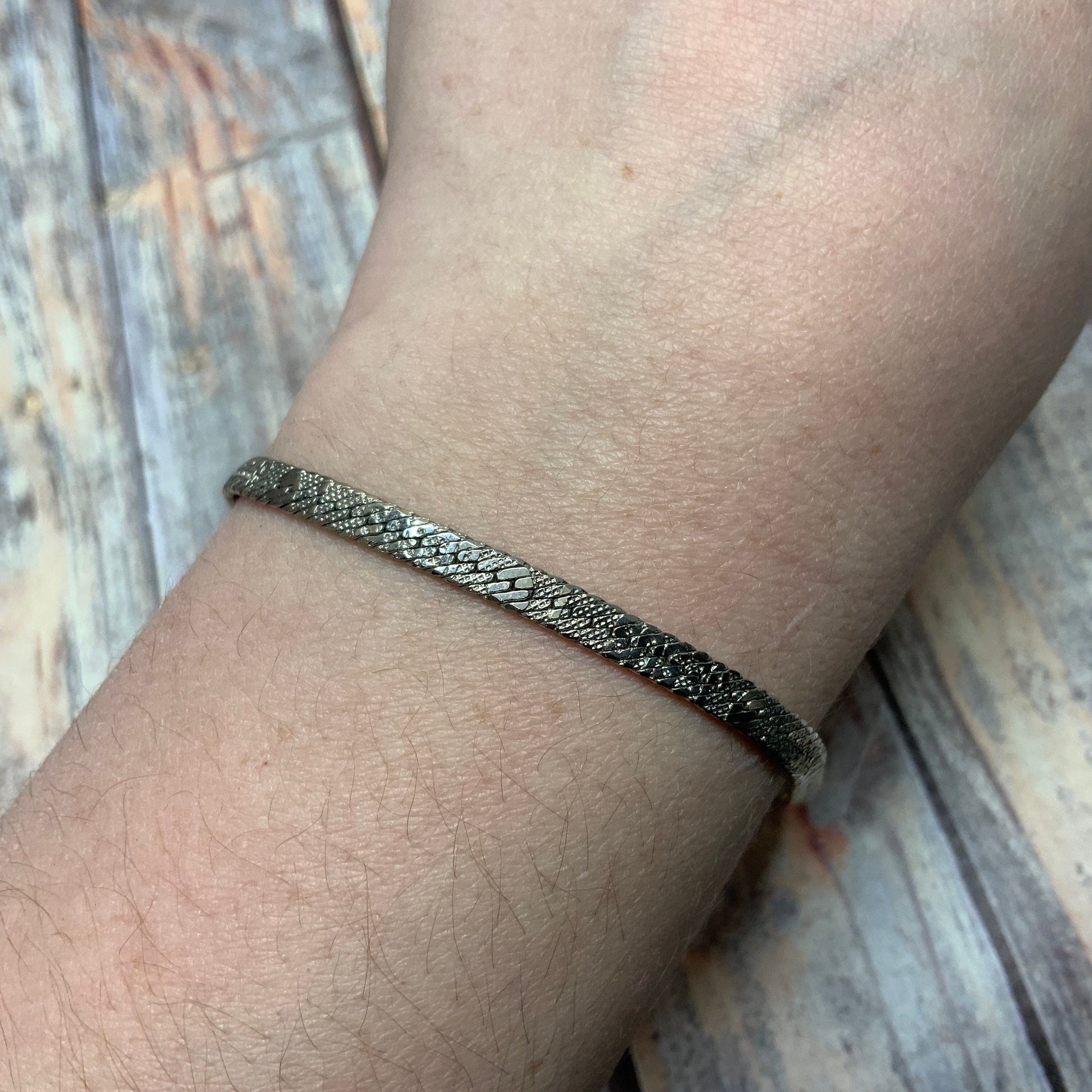 I heart JESUS 軽くエッチングされたヴィンテージヘリンボーンチェーン