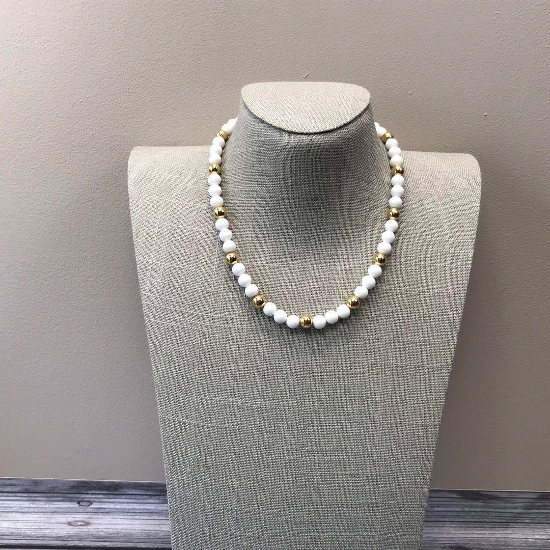 Acrylic White and Gold Beaded Napier Necklace - Etsy