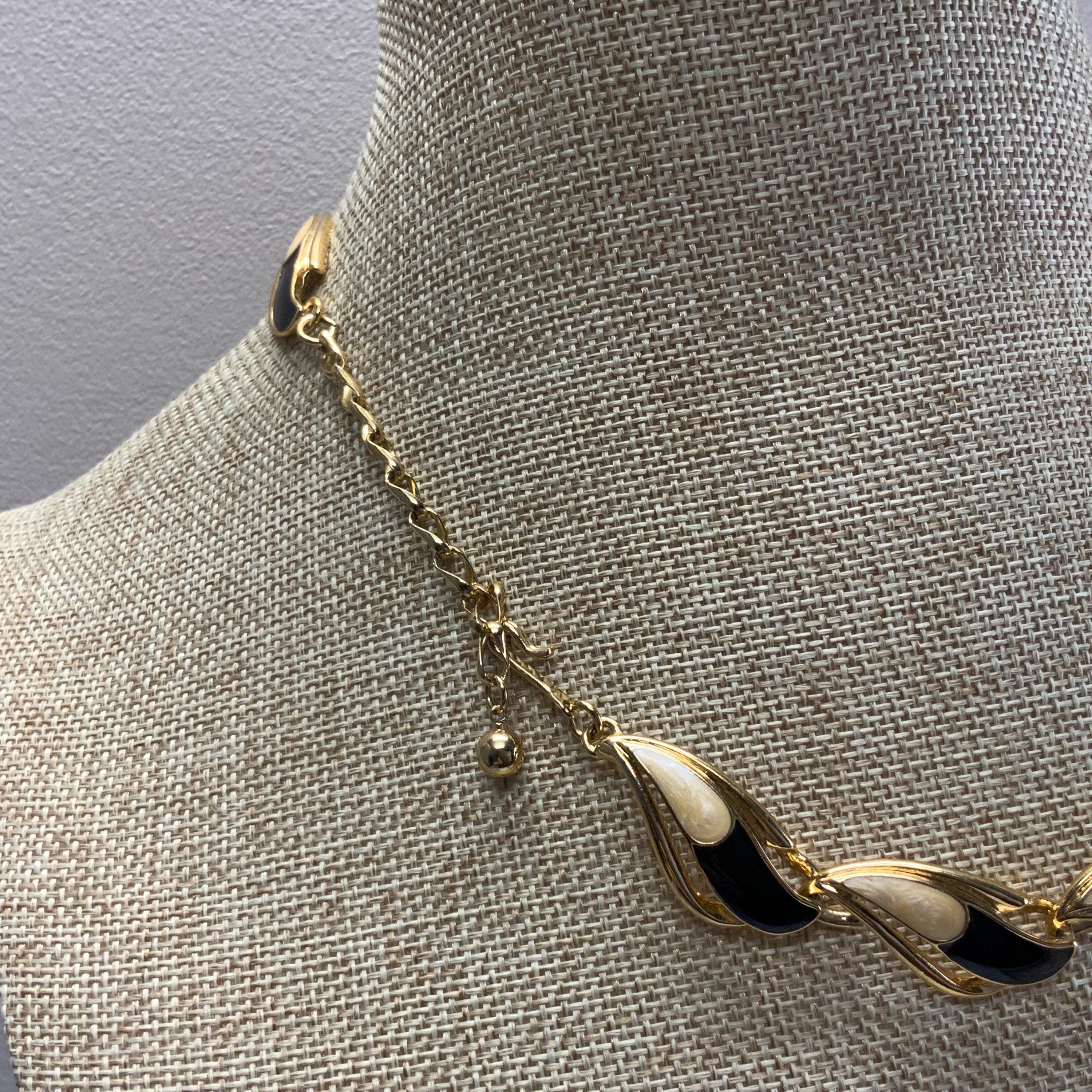 Vintage 80s TRIFARI Fan Link Necklace and Pierced Earrings