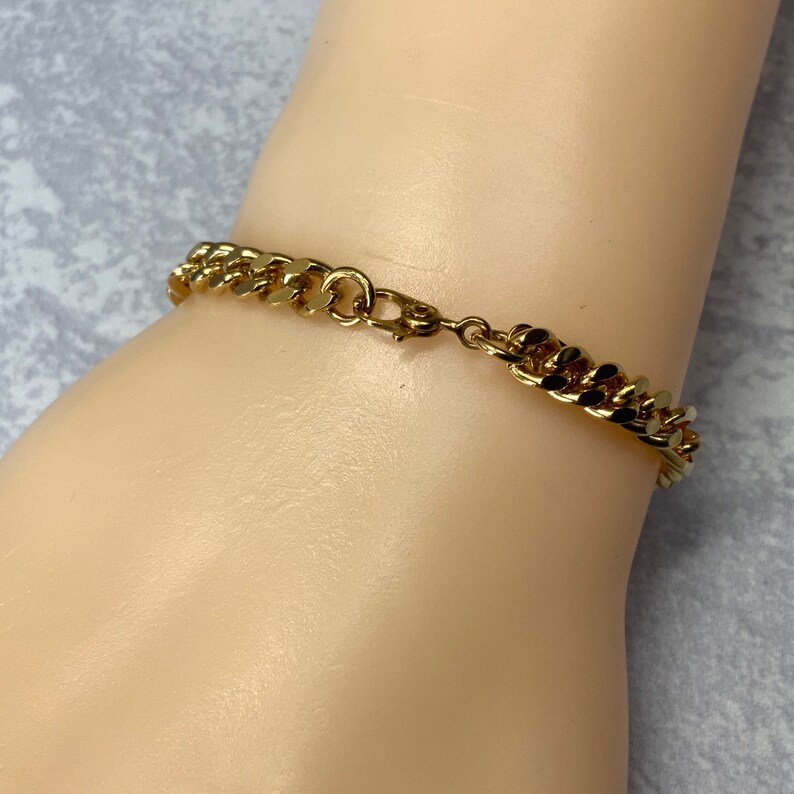 Monet Vintage gold tone figaro chain bracelet