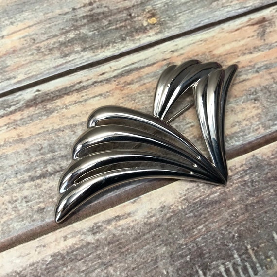 Vintage silver tone Monet modernist brooch - image 2