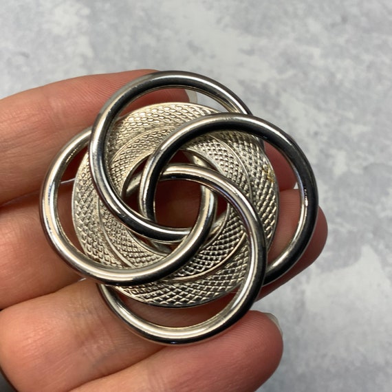 Swirling interlocking loop joint brooch in silver… - image 6