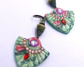 Boucles d'oreilles porcelaine artisanale, verre, laiton, papier et strass