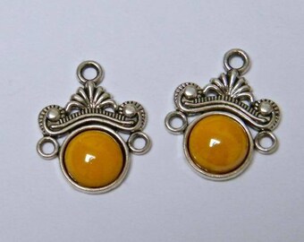 2 Pendentifs cabochons, pièces pour créations, laiton argenté, cabochon acrylique, jaune d'or