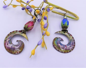 Boucles d'oreilles cuivre émaillé verre filé et laiton