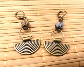 Böhmische baumelnde Ohrringe, ethnische Ohrringe, Boho-Schmuck für Frauen, ethnische Ohrringe aus Bronze und Glas