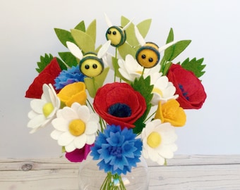 Felt flower pattern/tutorial (PDF download) + freezer paper templates: DIY felt flowers - Wild Meadow Bee Bouquet - no sew!