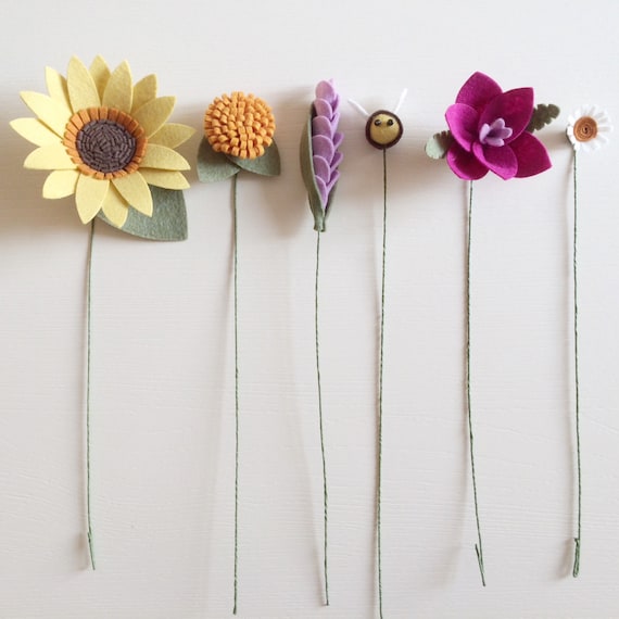 Felt Flower Tutorial - DIY : How to make Easy Felt Flower / Spring Crafts - Felt  Craft. 