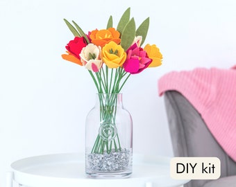 Felt flower craft kit: DIY Felt Flowers - Tulips in Bloom Bouquet