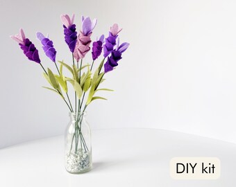 Felt flower craft kit: DIY Felt Flowers - French Lavender Posy