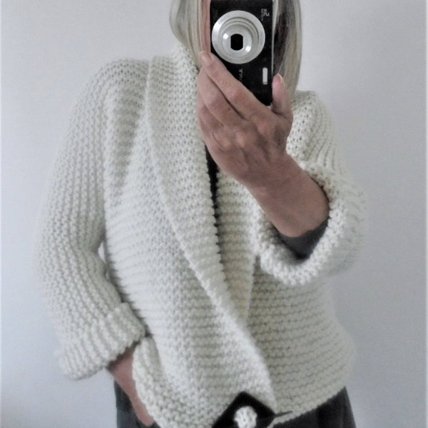 Knitting Pattern for a Chunky Cardigan. Easy knitting pattern. PDF Knitting Pattern.