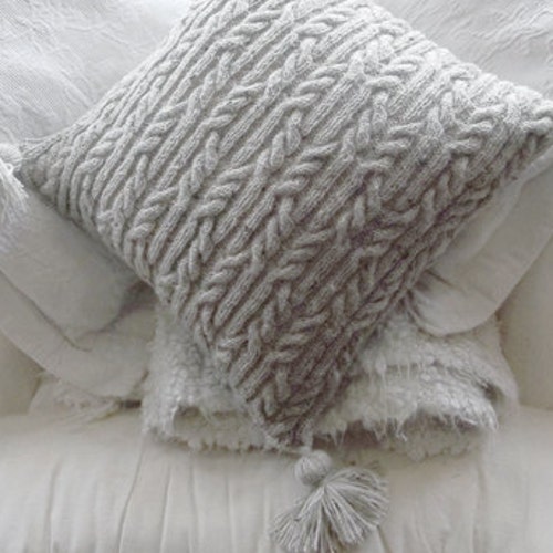 Aran Trellis Cable Cushion/pillow Hand 