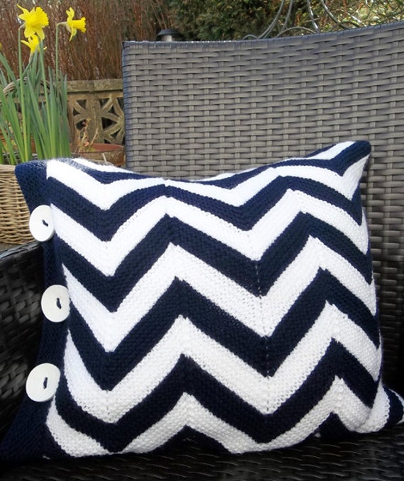 Garter Stitch Chevron Pillow Cover Knitting Pattern. PDF Knitting Pattern. Etsy UK
