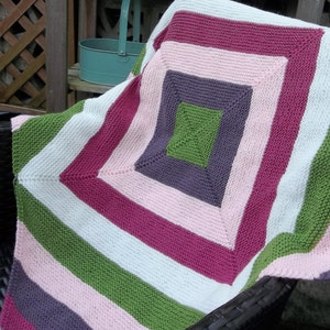Abstract Square Blanket Throw. PDF Knitting Pattern