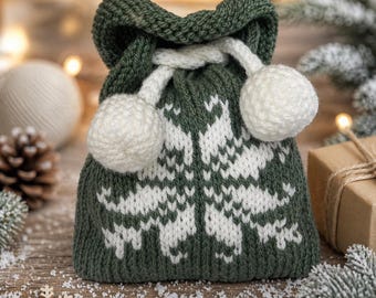 Christmas Knitting Pattern. Snowflake Gift Bag. PDF Knitting Pattern.