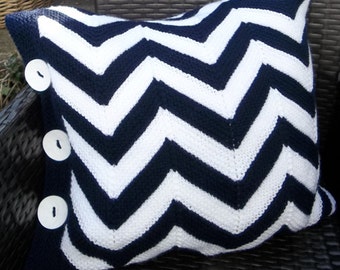 Garter Stitch Chevron Pillow Cover Knitting Pattern. PDF Knitting Pattern.