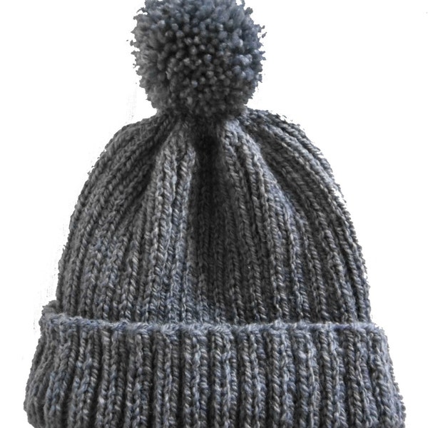Pom Pom Hat. PDF Knitting Pattern.