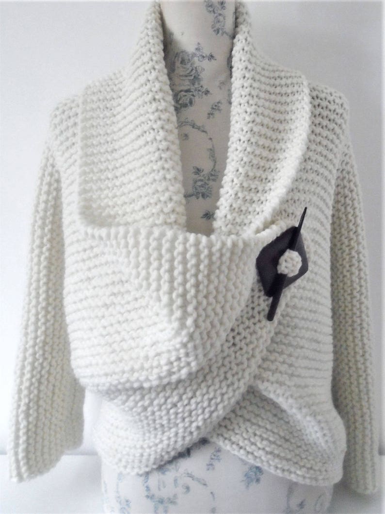 Knitting Pattern for a Chunky Cardigan. Easy knitting pattern. PDF Knitting Pattern. image 2