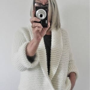 Knitting Pattern for a Chunky Cardigan. Easy knitting pattern. PDF Knitting Pattern. image 3