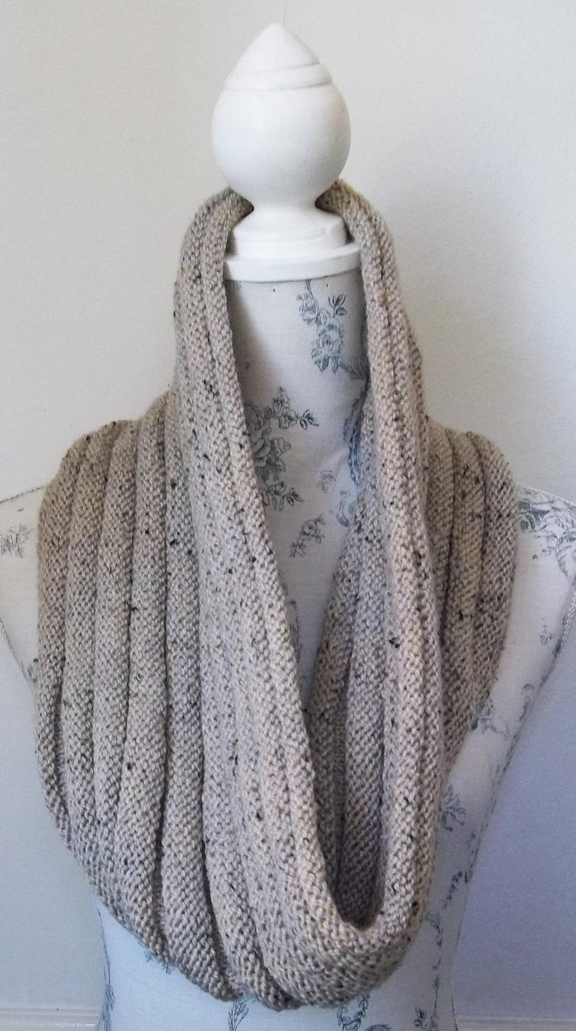 Simple Cowl Knitting Pattern. Simple Aran Tweed Cowl PDF Etsy