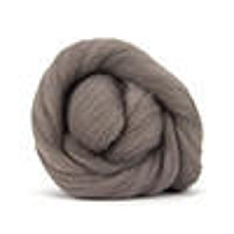 2 oz Corriedale Wool Roving in Pewter World of Wool product Sliver