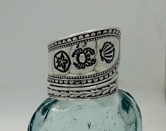 Vintage Sterling Silver Spoon Ring, shell, crab, sand dollar