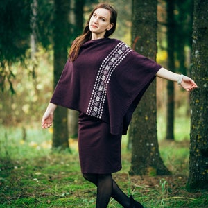 Knitted poncho AUSEKLIS Knitted shawl, cape with Scandinavian pattern Latvian Folk design Different colours image 7