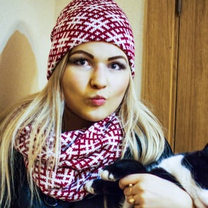 Infinity scarf and beany hat OZOLINS | Red, Blue, Grey | Scandinavian Latvian design pattern | Knitted circle scarf