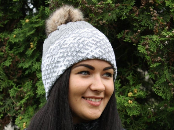 Knitted Classic Hat With Scandinavian Pattern JUMIS | With