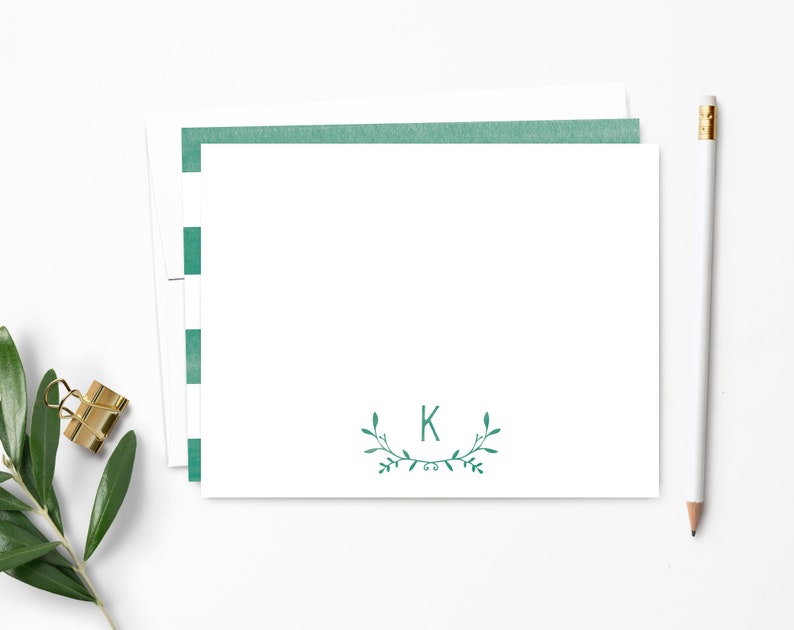 Personalized Note Card Set. Personalized Stationery. Leafy Laurel Monogram. Personalized Stationary. Notecards. Personalized Gift // NC130 image 2