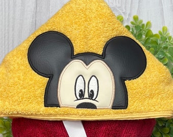 Mickey hooded towel, Mouse, Vacation.