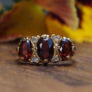 Vintage Solid 18k Yellow Gold Size 4.5 Three Stone Garnet and Diamond Ring