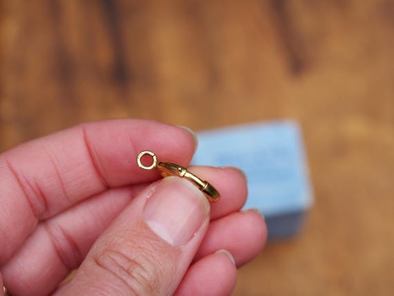 Antique Solid 14k Yellow Gold Spring / Bolt Ring … - image 3