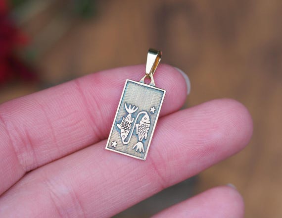 Vintage Solid 14k Yellow Gold Rectangular Pisces … - image 1