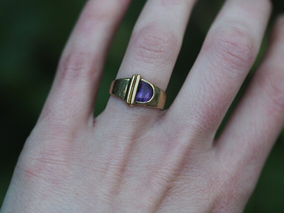 Heavy Vintage Size 5.75 14k Amethyst Ring in Yell… - image 4